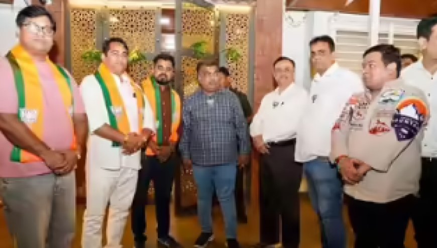 ओमी कलानी गटाला मोठा धक्का; जवळचे सहकारी बृज बिहारी शुक्ला भाजपमध्ये दाखल